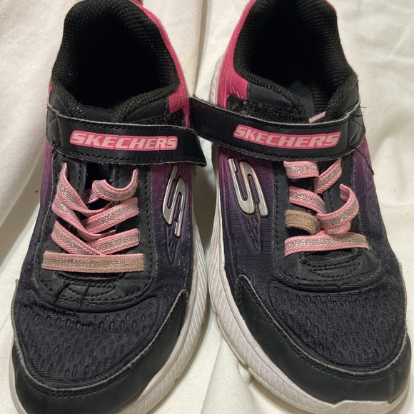 Girls Skechers US 2 color BKPK - Picture 6 of 8